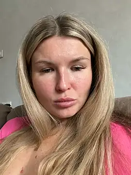angelmiam - AngelMiaM's free webcam - UK Sex Cams