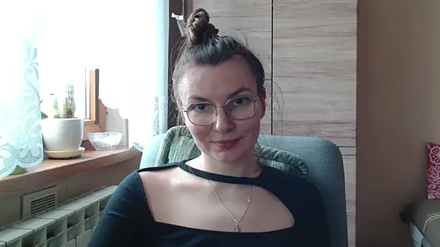 LooveELLYx live sex cam
