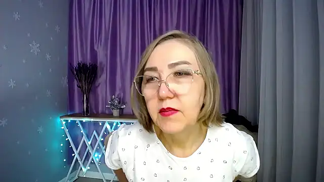 queen_a_n_i live cam