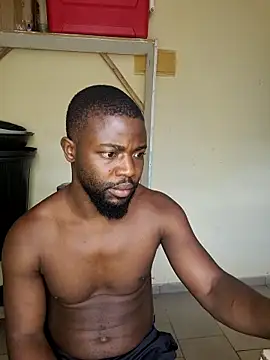 vannycov (M young) - Please help me rent an apartment