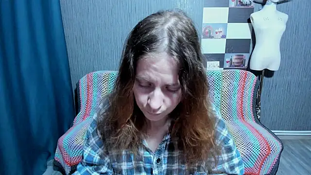 pa1e_pr1ncess (F young) - spicy peak