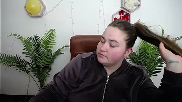 xx_daniella_xx (F young) - Valentine's Day gift💖💖