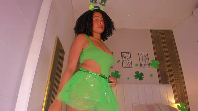 zoe_sky_ (F teen) - BIG SQUIRT / BIG CUM