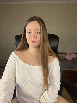 Webcam Model (CaramelleSugarr)  is live.Free join now!