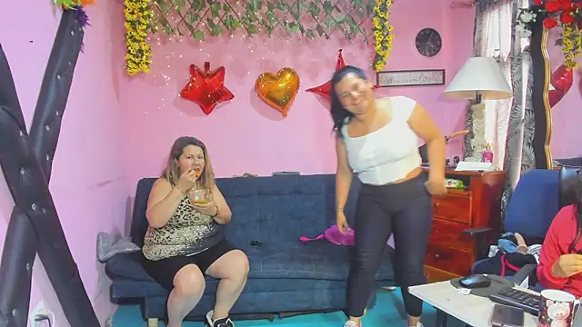 lesbiancuple live sex cam