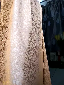 Webcam Model (Lucy_limon)  is live.Free join now!