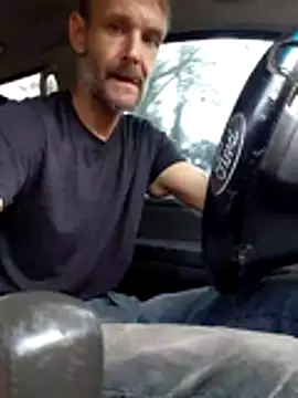 Hungwell1515 live cam