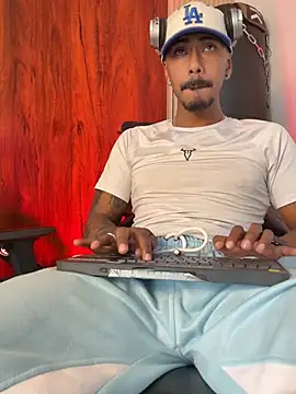 Latinmoster_boss live cam