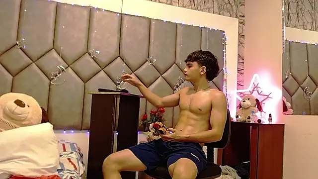 steve_hotman (M twink) - Strep and naked