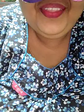 tamilthanushri - Tamilthanushri's free webcam - UK Sex Cams