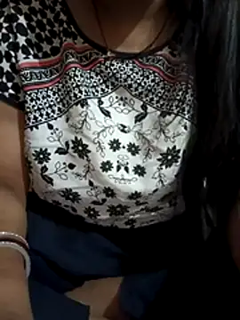 Hote_Model2424 live cam