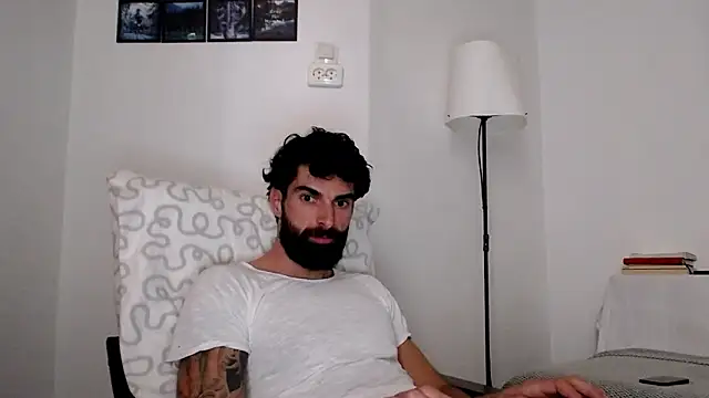 verycutex - Verycutex's free webcam - UK Sex Cams