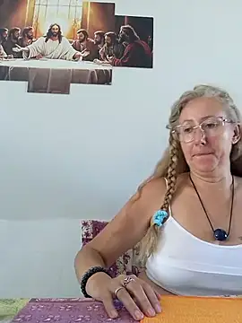 mileide980 (F mature) - Macas dobrável para renda extra