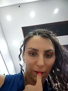 izabella_bella (F milf) - Control lovense 2 min