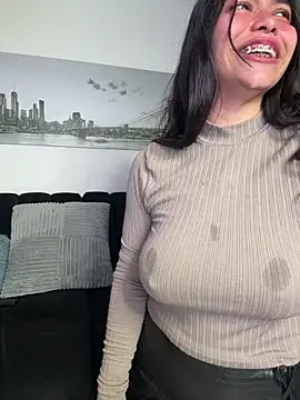 SophieRoyals live sex cam