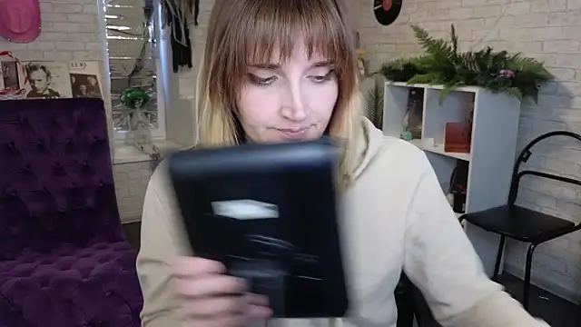 nika_kitten (F young) - ✨what do you want? Squeeze boobs?✨🍒🤭🤫