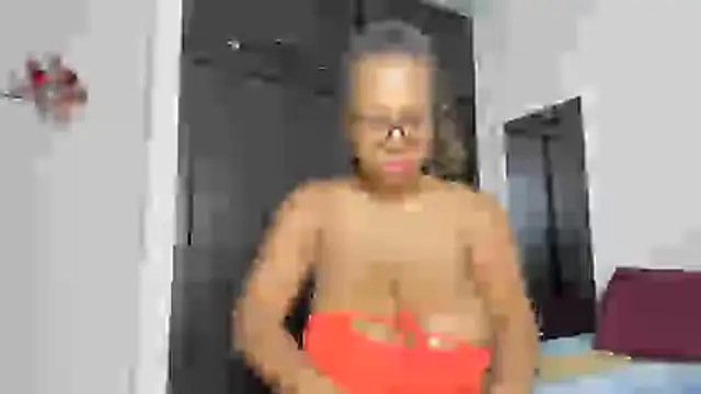 megan-hotxx live cam