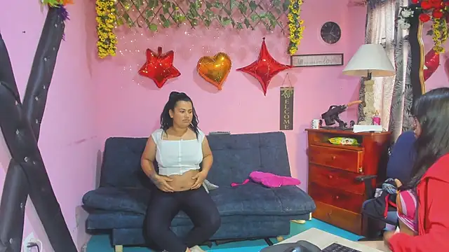 lesbiancuple - Lesbiancuple's free webcam - UK Sex Cams