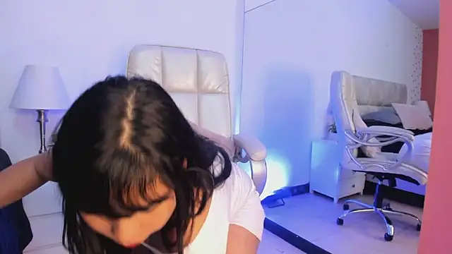 julietaferrer_ - JulietaFerrer_'s free webcam - UK Sex Cams