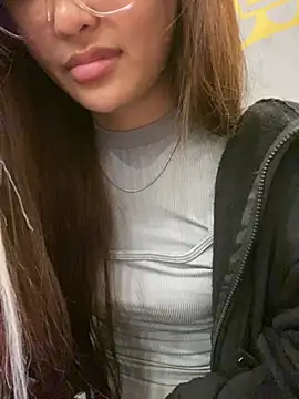 __BabyShowPublic__ live cam