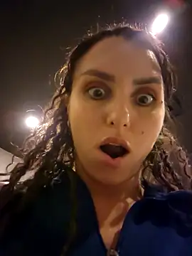 Izabella_Bella live cam