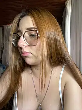 Webcam Model (CoraVibes)  is live.Free join now!