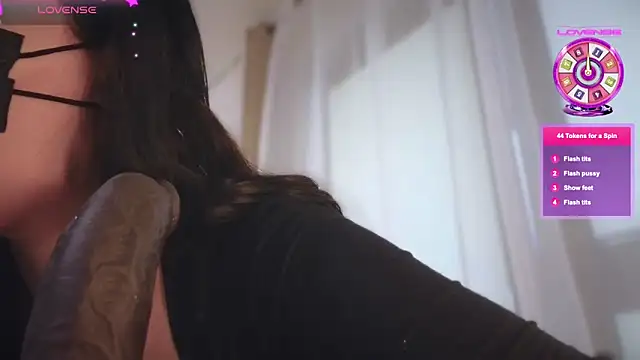 MiraHabibtek Live Webcam on Stripchat