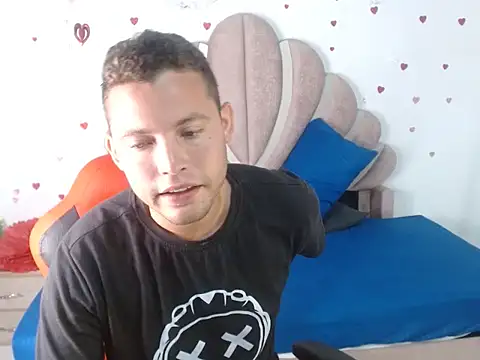 sven_fox723 live cam