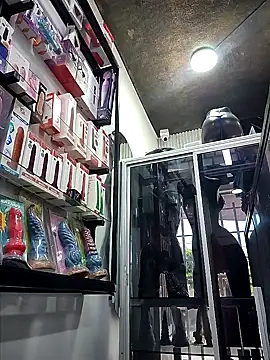 rapunzel069 (F young) - I sit on your face + massage pussy