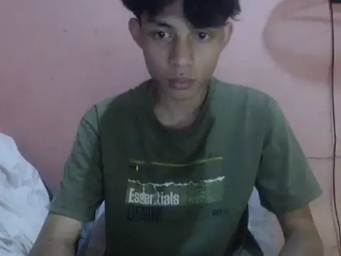 kyoshi_19 (M twink) - tip Fash dick 25 token, cum in public