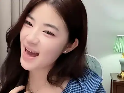 nicole20266 (F teen) - 第八天努力发光，做你的小太阳