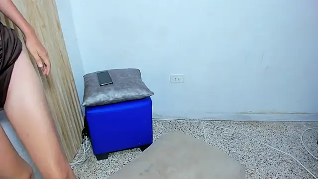 burningkitty_ (G teen) - NO STOP SLOPPY SALIVA DEEPTHRO