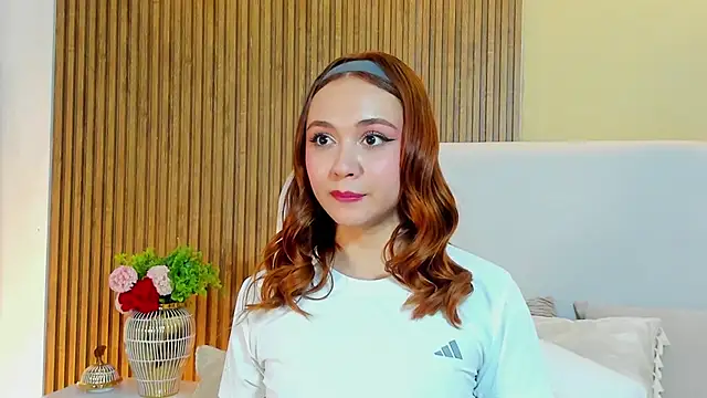 londrablush (F young) - SEXY FOOTJOB + CREAM 👣💦