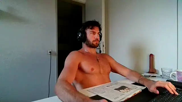 alpha-hunk live sex cam