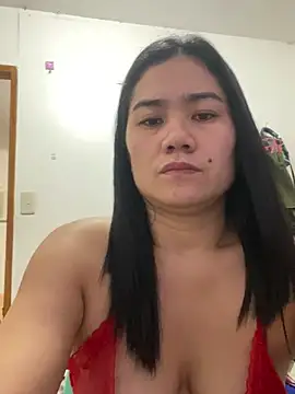 wildpussycat69 (F milf) - Make me cum