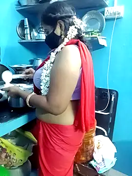 tamil_vennila (F milf) - Bra show+ navel show