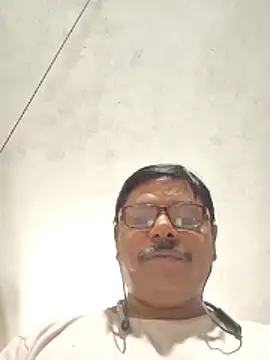 srmotrs (Ask my age) - Public cum show