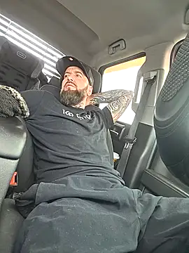 beardedtattood (Ask my age) - Good morning daddy 222