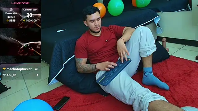 jeisonstark - Jeisonstark's free webcam - UK Sex Cams