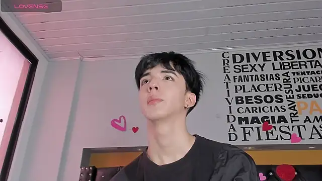 aerumchae (M twink) - cum show