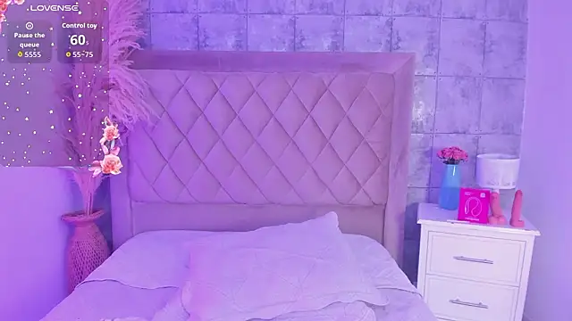 cleofoxx_ - CleoFoxx_'s free webcam - UK Sex Cams