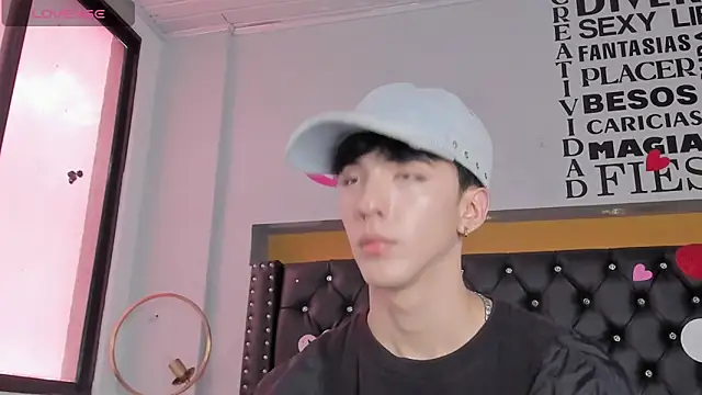 aerumchae (M twink) - cum show