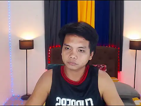 ianhardfucker (M young) - HORNY HERE