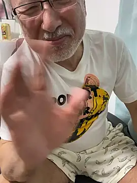 gholly2007's live cam