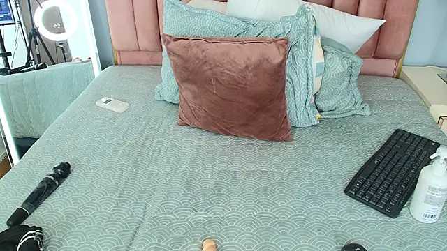 marianascott_ - MarianaScott_'s free webcam - UK Sex Cams