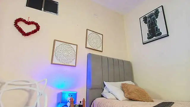 mary_cute9 live sex cam