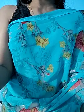 Vaani_Actress live cam