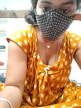 Cut_madhuri live cam