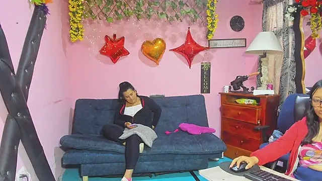 lesbiancuple live cam