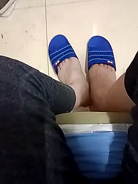 huzi518 (Ask my age) - 一瓶好酒